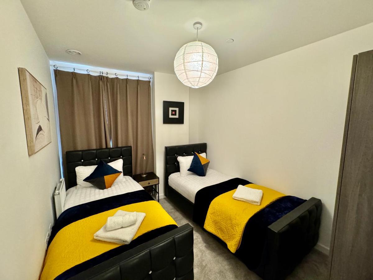 3Bedroom, 2Bathroom, Balcony,Luxury Flat Westfield Λονδίνο Εξωτερικό φωτογραφία