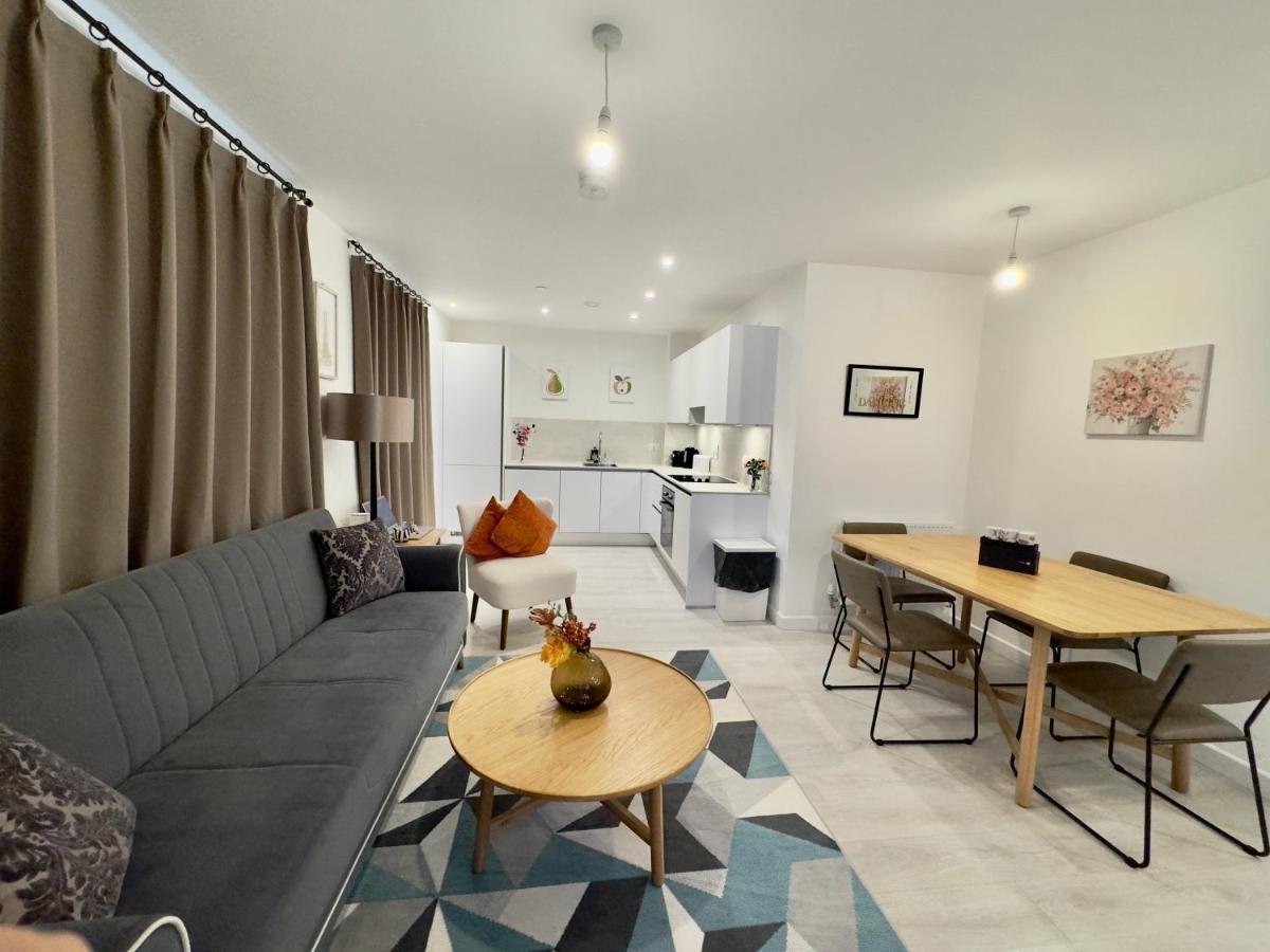 3Bedroom, 2Bathroom, Balcony,Luxury Flat Westfield Λονδίνο Εξωτερικό φωτογραφία