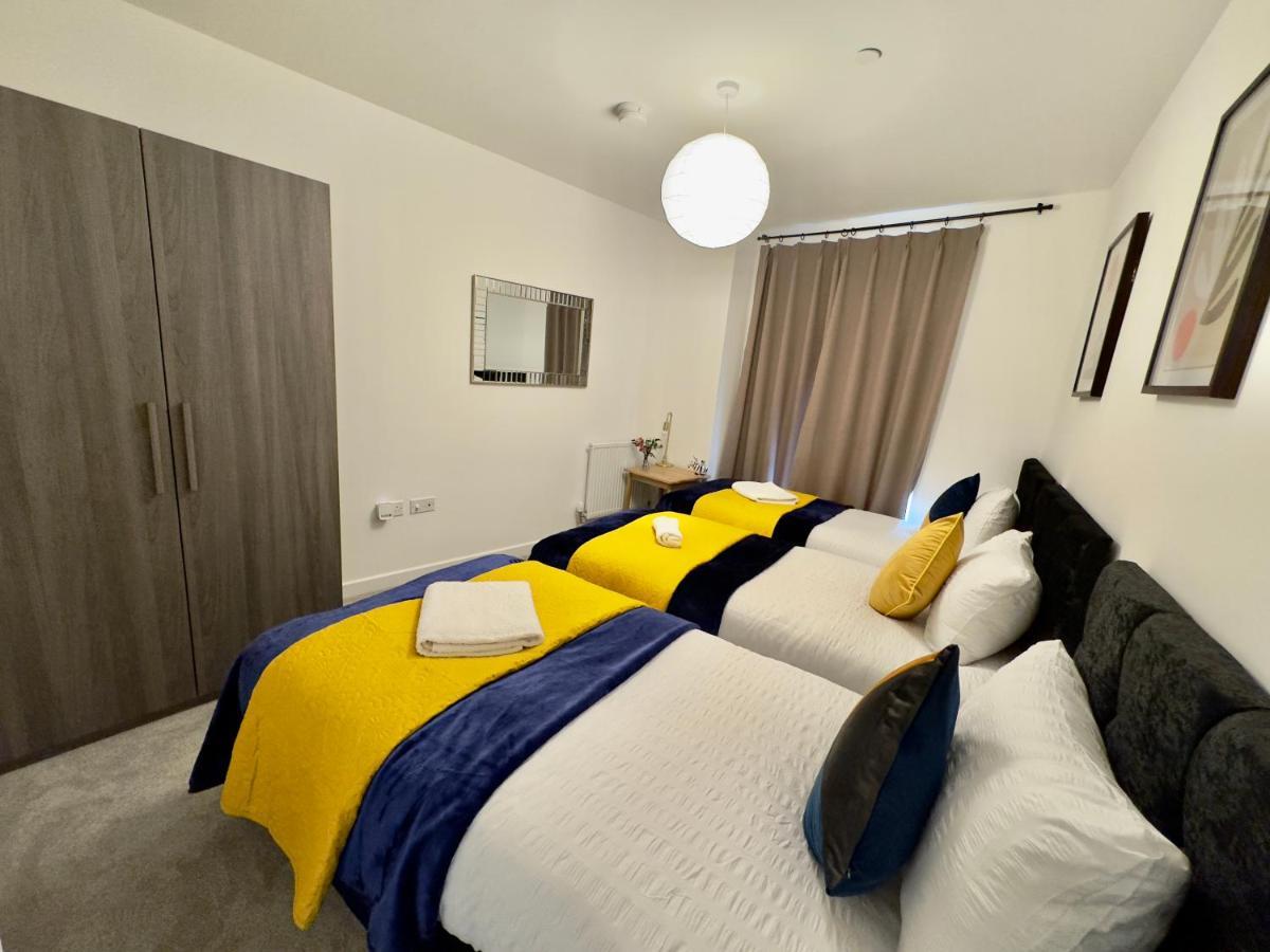 3Bedroom, 2Bathroom, Balcony,Luxury Flat Westfield Λονδίνο Εξωτερικό φωτογραφία