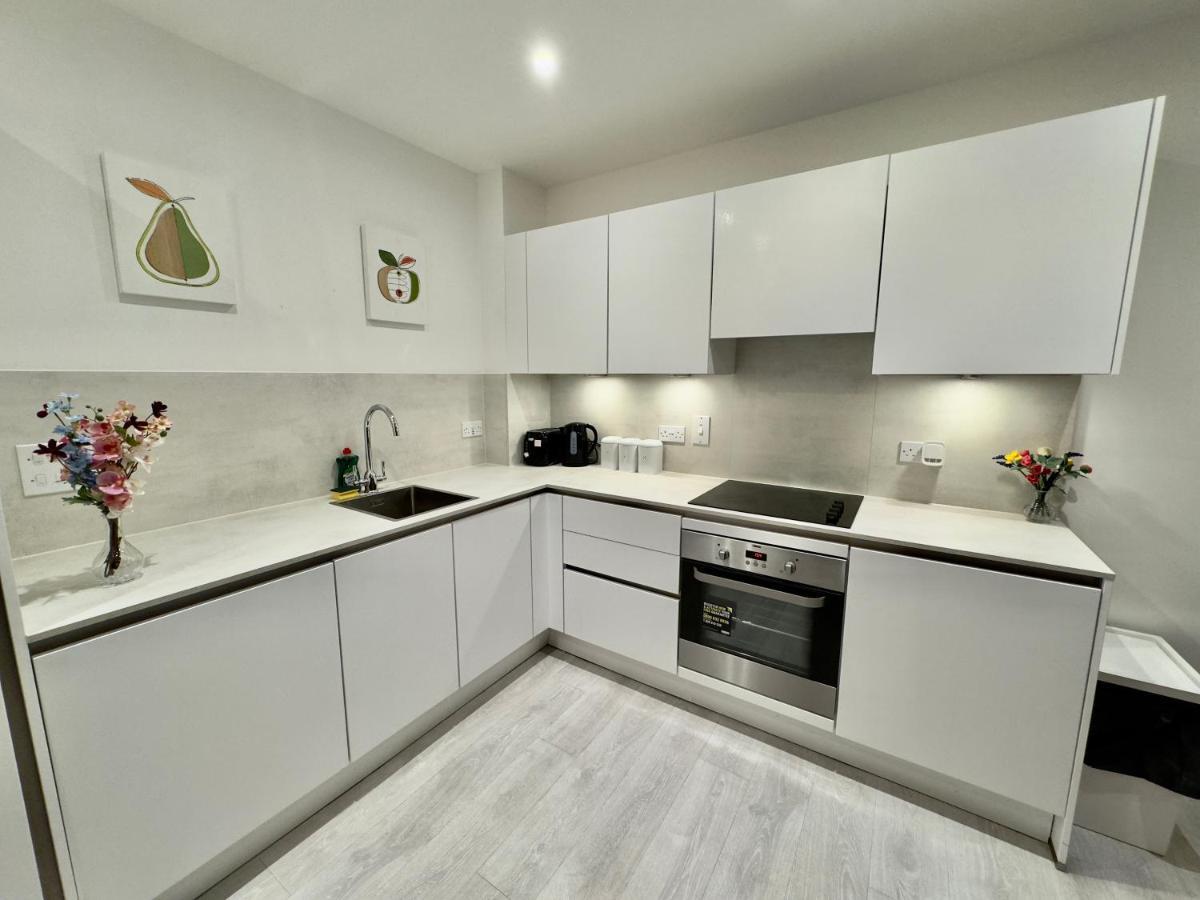 3Bedroom, 2Bathroom, Balcony,Luxury Flat Westfield Λονδίνο Εξωτερικό φωτογραφία