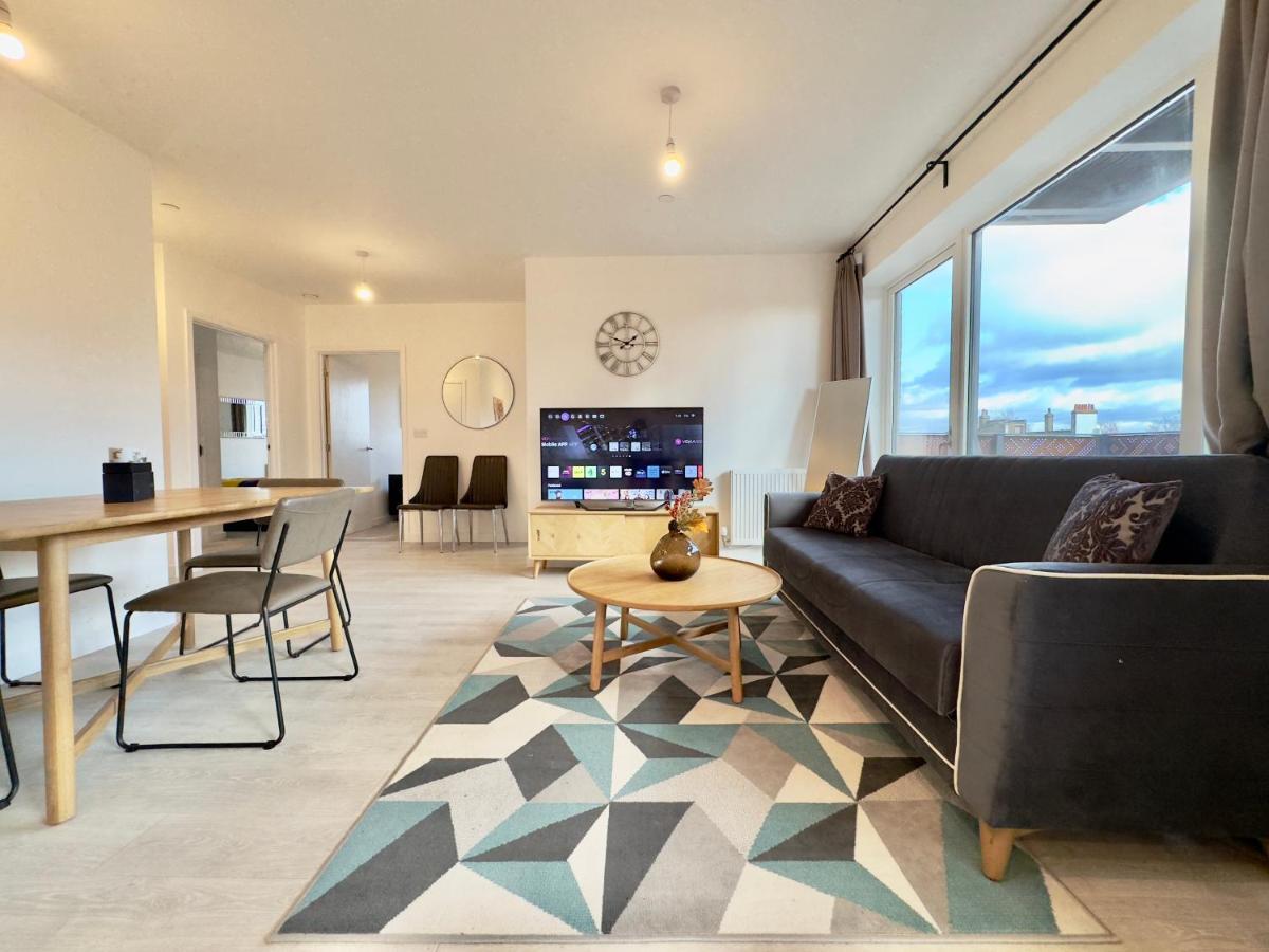 3Bedroom, 2Bathroom, Balcony,Luxury Flat Westfield Λονδίνο Εξωτερικό φωτογραφία