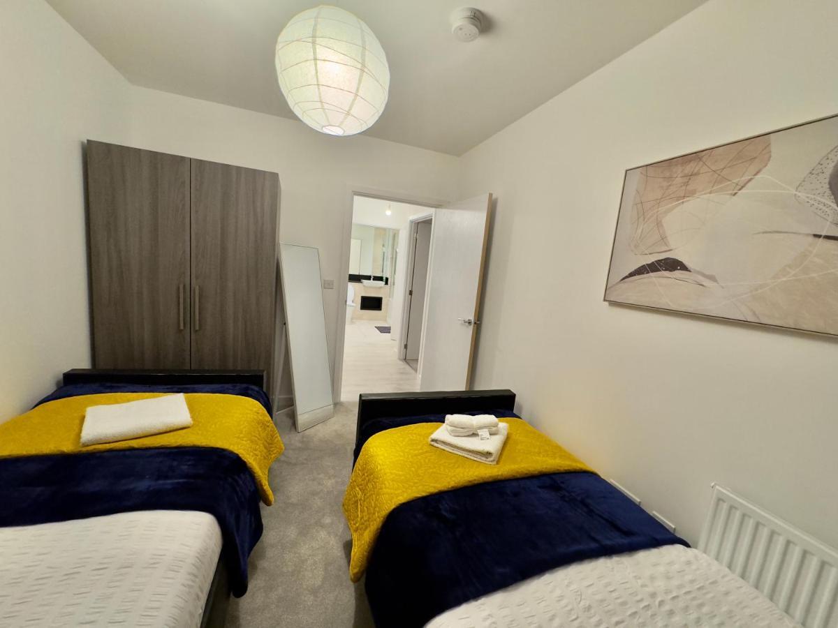 3Bedroom, 2Bathroom, Balcony,Luxury Flat Westfield Λονδίνο Εξωτερικό φωτογραφία