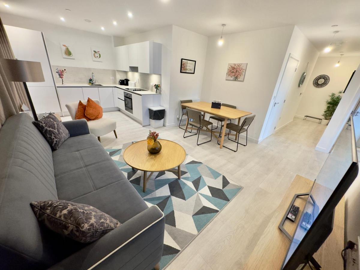 3Bedroom, 2Bathroom, Balcony,Luxury Flat Westfield Λονδίνο Εξωτερικό φωτογραφία
